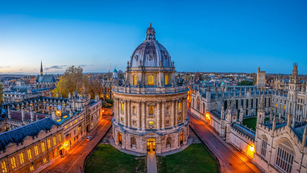 HERO-Oxford_1231106194-2